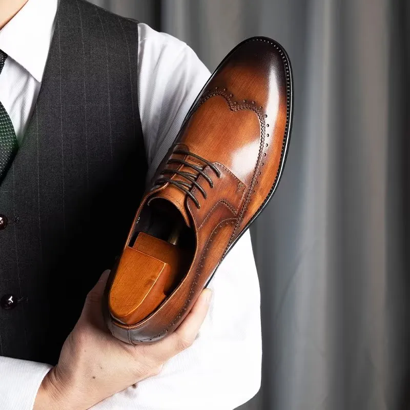 Silvareign Classic Lace-Ups