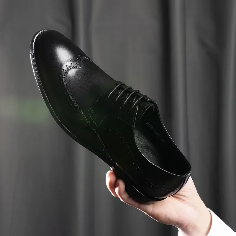 Silvareign Classic Lace-Ups