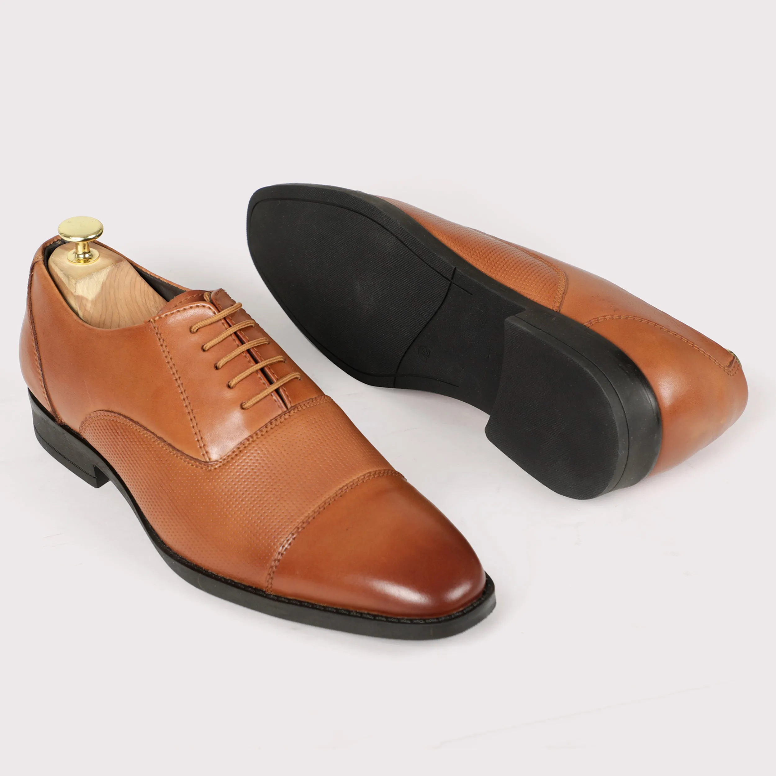 Specter Oxfords – Tan