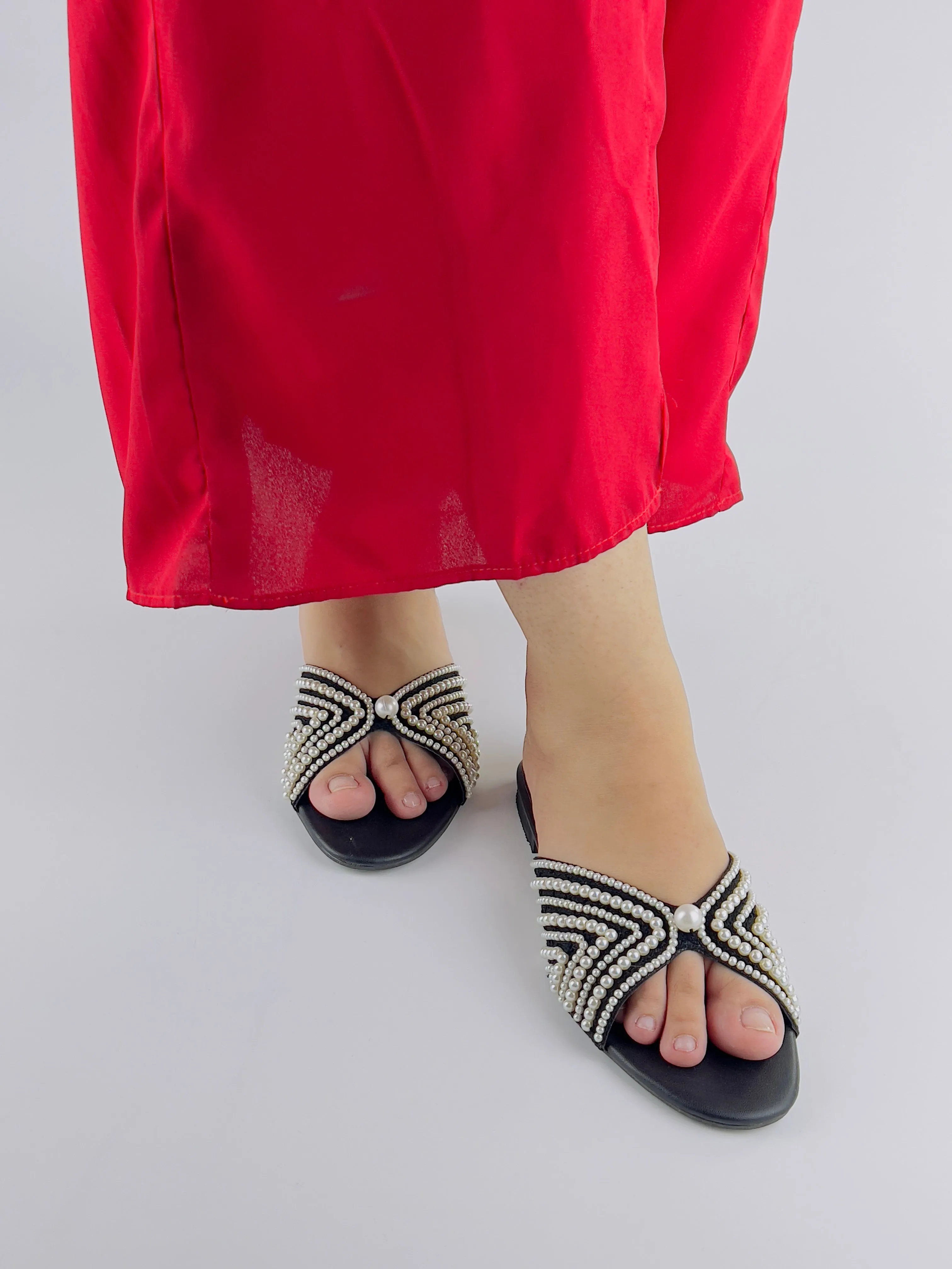 Spunkz Black Fairy Pearls Embroidery Decor Open Toe Flat Sandals 0008-Blk